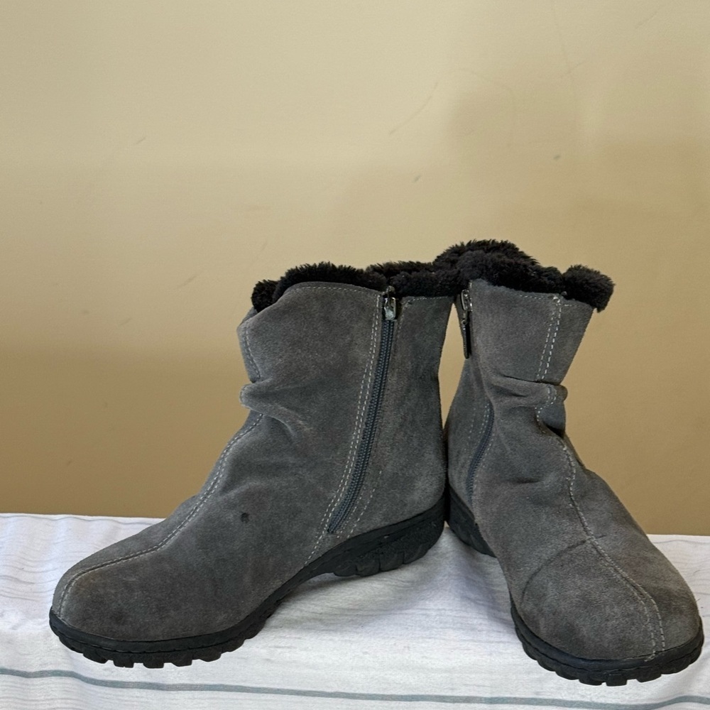Women's Gray Suede Ankle Boots